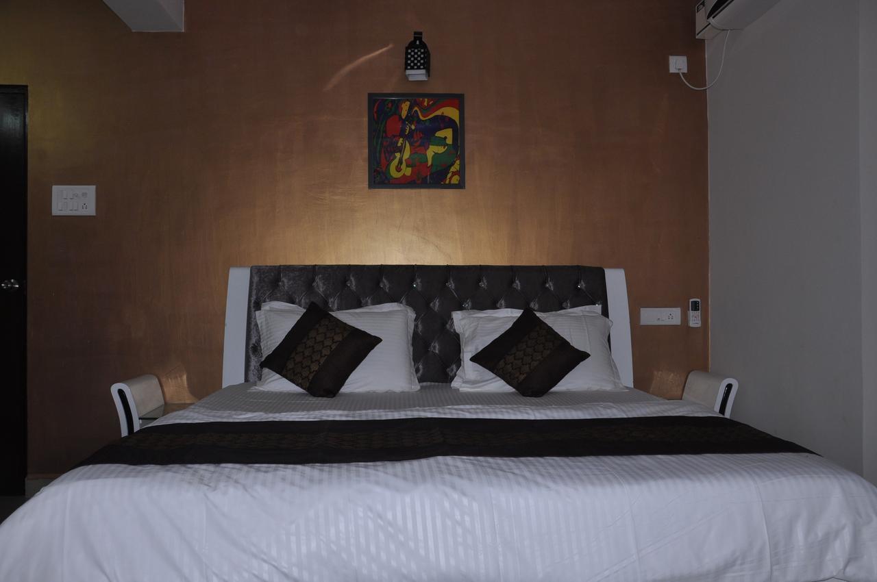 Hotel Dewa Goa Dabolim Luaran gambar